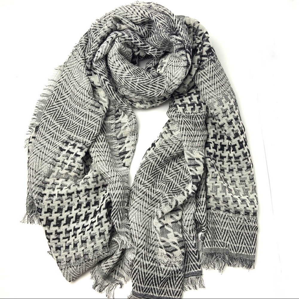 Quagga Green Label Shawl